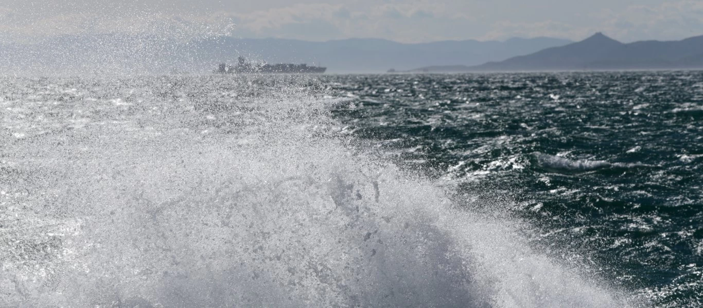 Ξεπέρασαν τα 150 km/h οι άνεμοι στην Κάρυστο – Εντυπωσιακό βίντεο